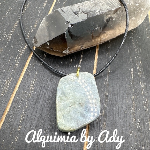 Labradorite big charm necklace - Picture 1 of 2